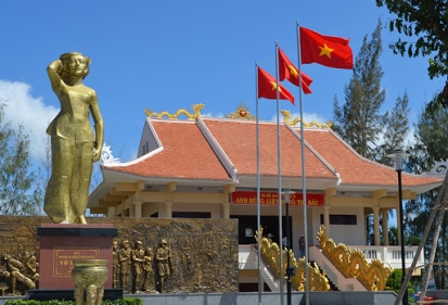 ĐÀI TƯỞNG NIỆM VÕ THỊ SÁU | HỌC TẬP QUY TRÌNH LÀM MUỐI | THẮNG CẢNH BIỂN LONG HẢI
